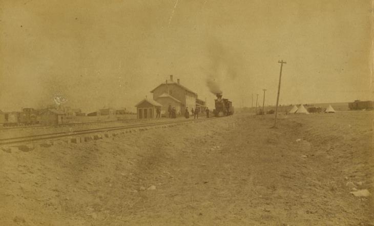 train station 1885